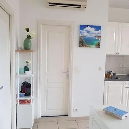 Apartament & Les Cypres